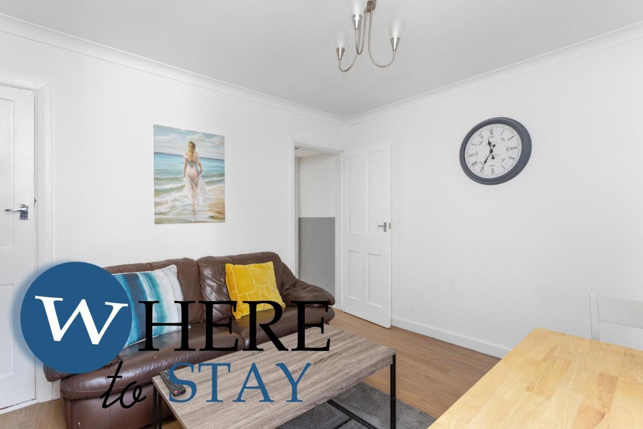 Entire Modern House City Center Barrow-in-Furness Екстер'єр фото